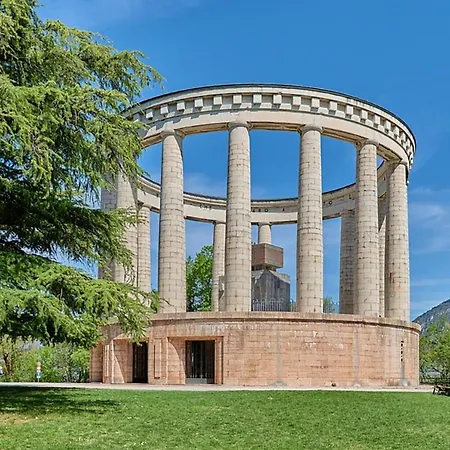 Elegante [trento Centro] Carpe Diem Appartamento *