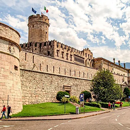 Appartamento Elegante [trento Centro] Carpe Diem